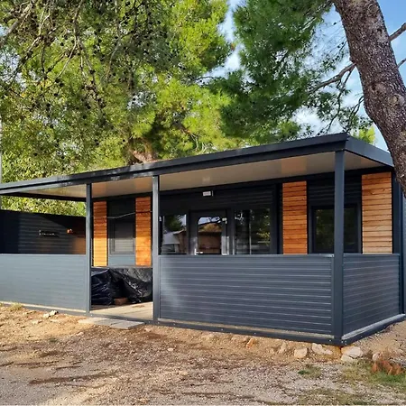 別荘 Awesome In プリヴラカ